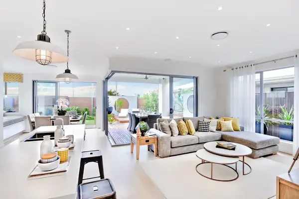 Maison - 5 pièces - 22 m²
